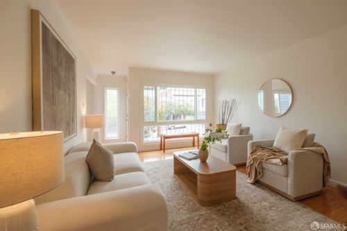 1547 Mckinnon Ave, San Francisco, CA, 94124-2150 | Card Image