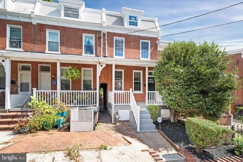 225 W 17th St, WILMINGTON, DE, 19802-4712 | Card Image
