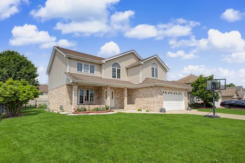 7716 Leclaire Ave, Burbank, IL, 60459-1542 | Card Image