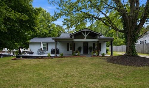 106 Martin St, Charlotte, TN, 37036-6230 | Card Image
