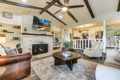 433 Paseo De Vaca, Marble Falls, TX, 78654-7354 | Card Image