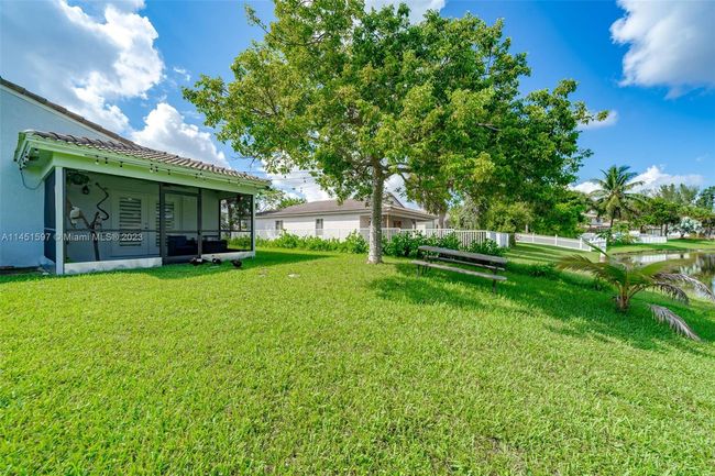 13323 Sw 44th St, House other with 3 bedrooms, 2 bathrooms and null parking in Miramar FL | Image 28