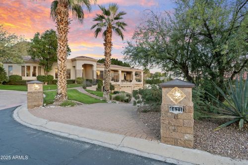 6621 N Arizona Biltmore Cir, Phoenix, AZ, 85016-8907 | Card Image