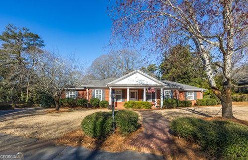 923 Mockingbird Ln, Griffin, GA, 30224-4945 | Card Image