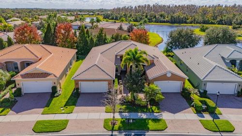 15816 Aurora Lake Circle, WIMAUMA, FL, 33598 | Card Image