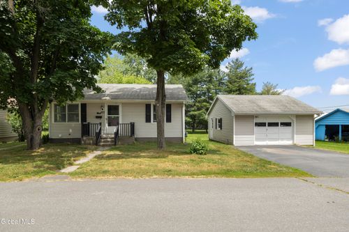 60 Milo St, Hudson, NY, 12534-2741 | Card Image