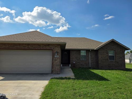 1524 Brewster Ln, Webb City, MO, 64870-2964 | Card Image