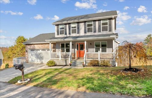 9 Old Amber Dr, Weaverville, NC, 28787-8858 | Card Image