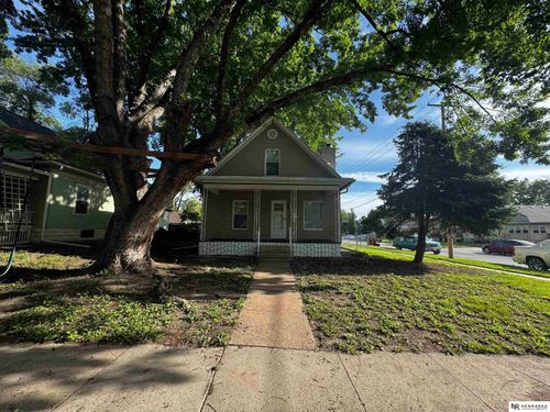2298 Sheldon St, Lincoln, NE, 68503-1650 | Card Image