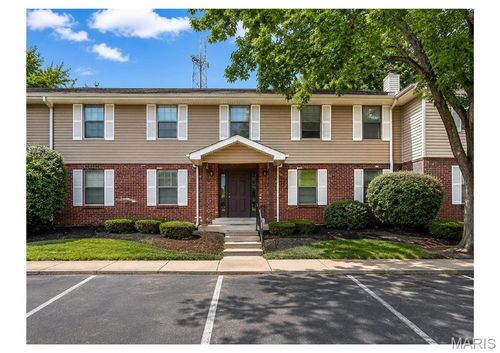 2007 New Sun Dr, Florissant, MO, 63031-2773 | Card Image