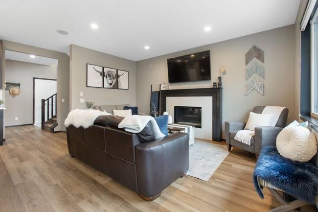 60 Brightoncrest Rise Se, House other with 3 bedrooms, 4 bathrooms and 4 parking in Calgary AB | Image 6