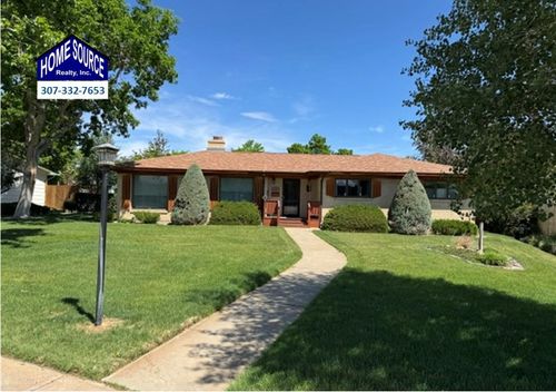 574 W Brodie St, Lander, WY, 82520-3228 | Card Image