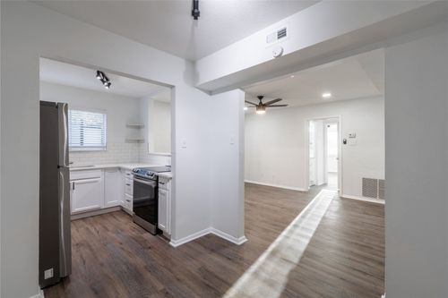 f-5921 Gaston Ave, Dallas, TX, 75214-4416 | Card Image