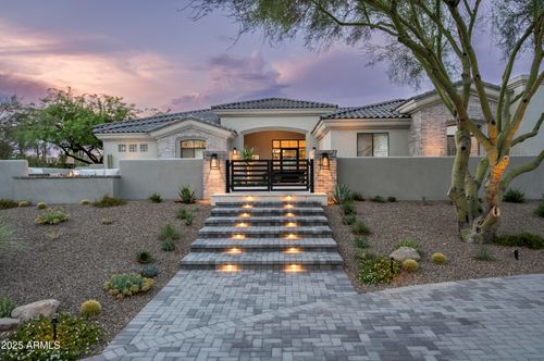 8702 E Remuda Dr, Scottsdale, AZ, 85255-1489 | Card Image