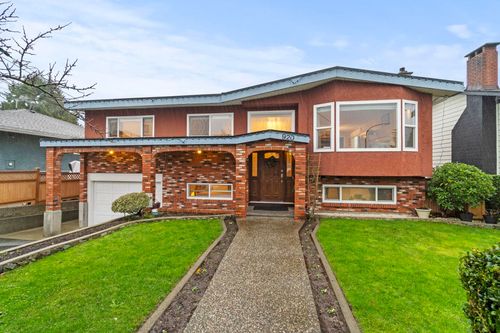 920 Grove Ave, Burnaby, BC, V5B4G7 | Card Image