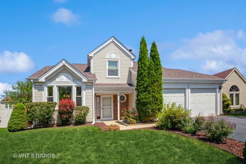 82 Washington Ave, Streamwood, IL, 60107-1367 | Card Image