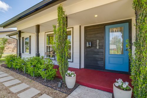 216 E Grubb Dr, Mesquite, TX, 75149-2521 | Card Image