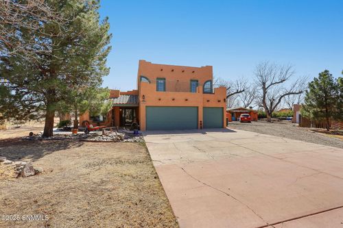 1461 Brown Rd, Las Cruces, NM, 88005-2723 | Card Image
