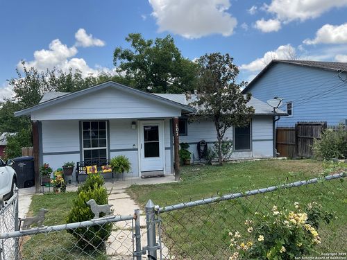 107 Chickering Ave, San Antonio, TX, 78210-5647 | Card Image