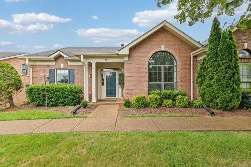 9311 Sawyer Brown Rd, Nashville, TN, 37221-2409 | Card Image