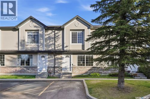 203-670 Kenderdine Rd, Saskatoon, SK, S7N4W2 | Card Image
