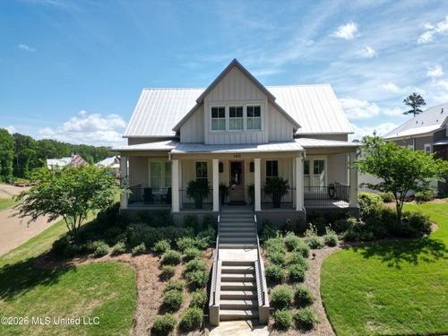 146 W Florida Blvd, Madison, MS, 39110-2015 | Card Image