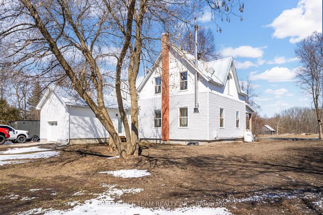 1654 County Rd, House other with 4 bedrooms, 2 bathrooms and 6 parking in Dunvegan ON | Image 42