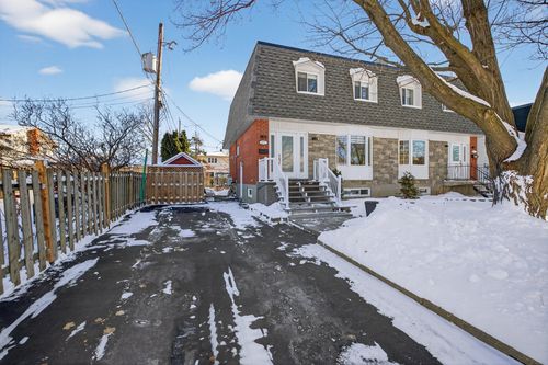 1074 Rue Fabre, Longueuil, QC, J4J5A8 | Card Image