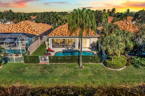 7064 Elkhorn Dr, West Palm Beach, FL, 33411-5718 | Card Image