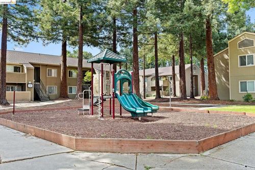 3291 Foxtail Ter, Fremont, CA, 94536-3767 | Card Image