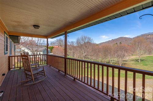 57 Gloria Way, Waynesville, NC, 28785-9806 | Card Image