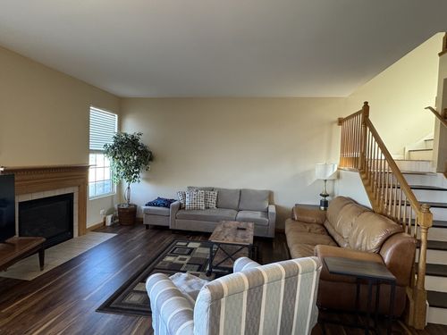 996 Como Cir, Hampshire, IL, 60140-5606 | Card Image