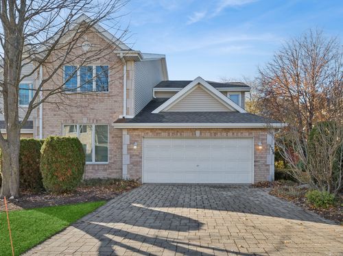 1738 Park Ridge Pt, Park Ridge, IL, 60068-1311 | Card Image