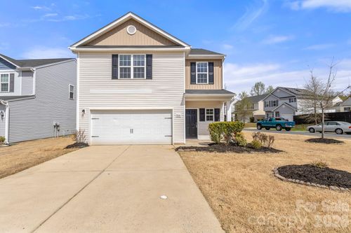 9104 Maidenhair Ct, Charlotte, NC, 28215-7171 | Card Image