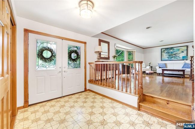 66 Hoffman Ct, House other with 4 bedrooms, 3 bathrooms and null parking in River Vale NJ | Image 7