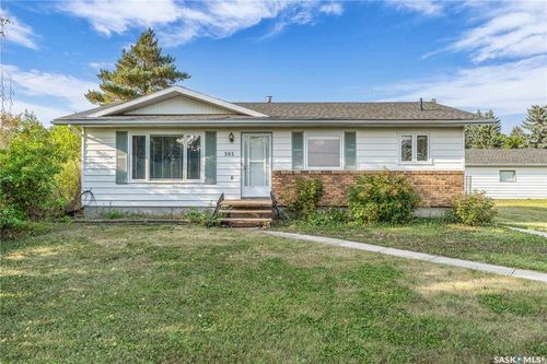 305 3rd Ave, Edenwold, SK, S0G1K0 | Card Image