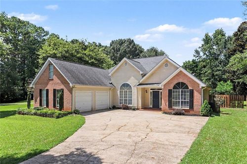 52 Mosswood Ct, Newnan, GA, 30265-2723 | Card Image