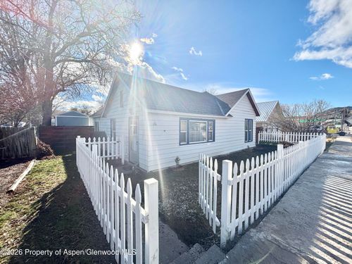 744 Market St, Meeker, CO, 81641 | Card Image