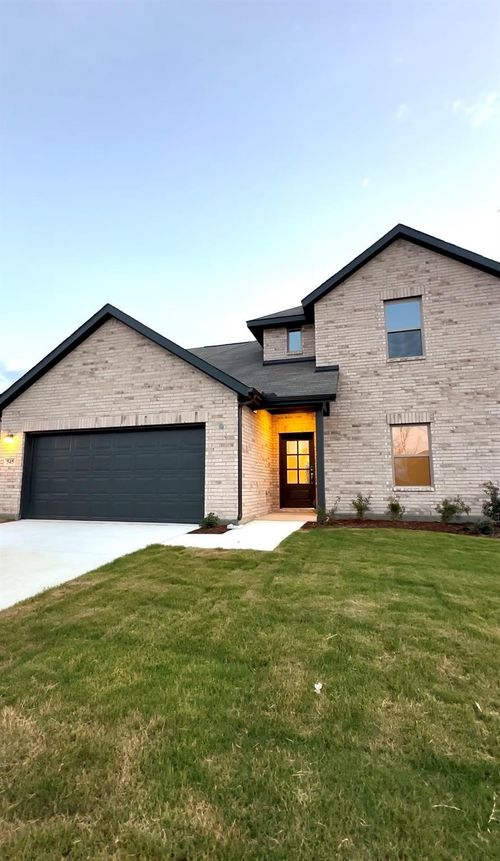 533 Meadow Run Dr, Van Alstyne, TX, 75495-3562 | Card Image