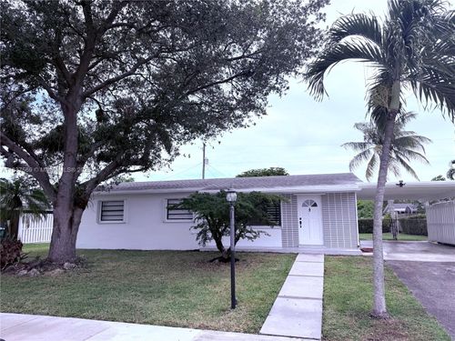 10380 Sw 200th St, Cutler Bay, FL, 33157-8517 | Card Image