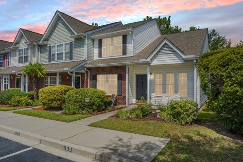 100 Darcy Ave, Goose Creek, SC, 29445-6664 | Card Image