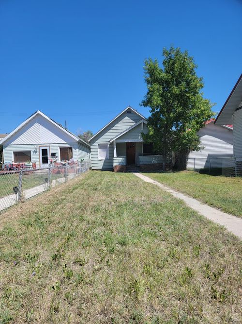 704 W 3rd St, Anaconda, MT, 59711-2122 | Card Image