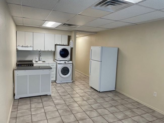 5712 Padre Blvd., Home with 6 bedrooms, 6 bathrooms and null parking in South Padre Island TX | Image 10