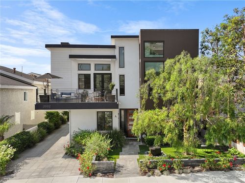 a-2002 Carnegie Ln, Redondo Beach, CA, 90278 | Card Image