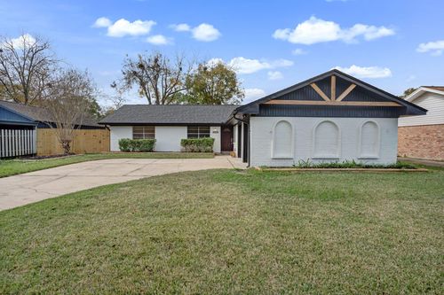 2310 Woodwind Way, League City, TX, 77573-2718 | Card Image