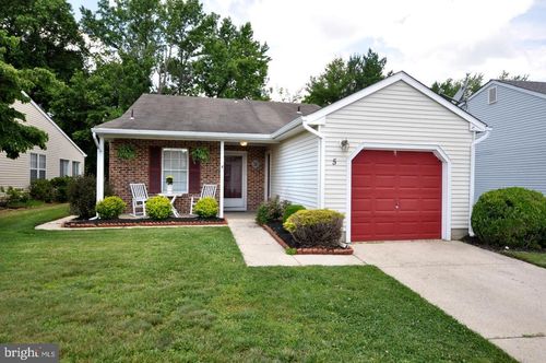 5 Fairfax Dr, MOUNT LAUREL, NJ, 08054-3026 | Card Image