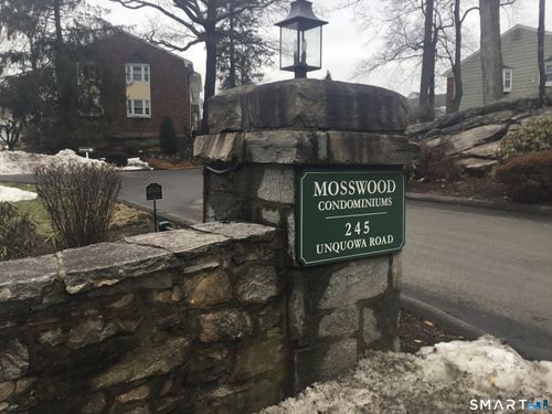 apt-93-245 Unquowa Rd, Fairfield, CT, 06824-5025 | Card Image