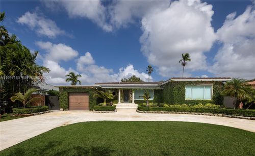 429 Deer Run, Miami Springs, FL, 33166-5841 | Card Image