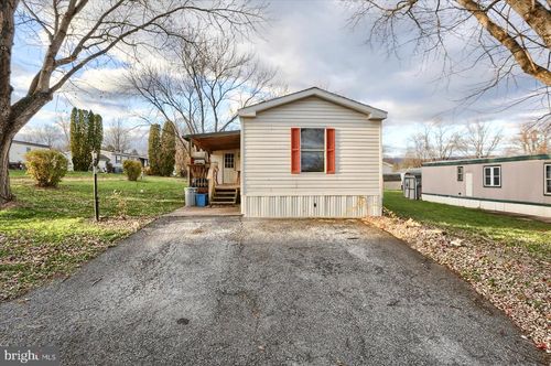 21 Walnut Lane, CARLISLE, PA, 17015 | Card Image