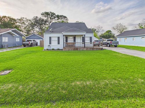 1304 Kent Avenue, Nederland, TX, 77627 | Card Image